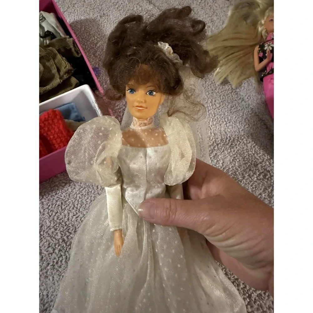 Vintage BARBIE Doll Case Including 2Barbies1992/1966 Lot of Clothes Too To Post